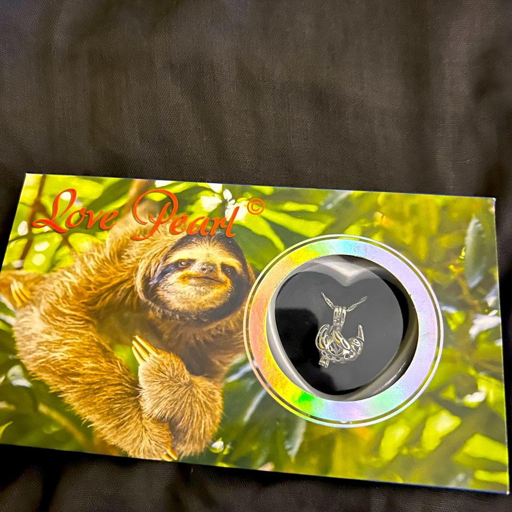 Make a Wish- Sloth Pearl Necklace